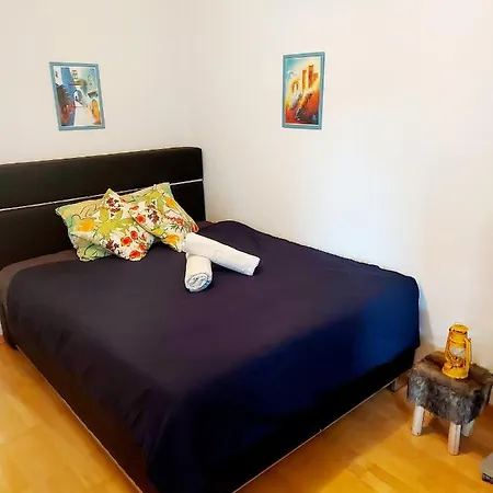 Appartement Large City Centre