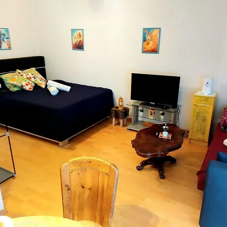 Large City Centre Apartment *