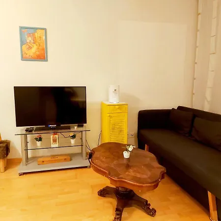 Large City Centre Apartment *